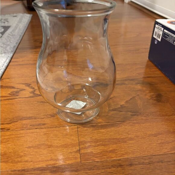 Vintage 80s/90s Anchor Hocking Thick Glass Footed Hurricane Accent Vase - Picture 2 of 10